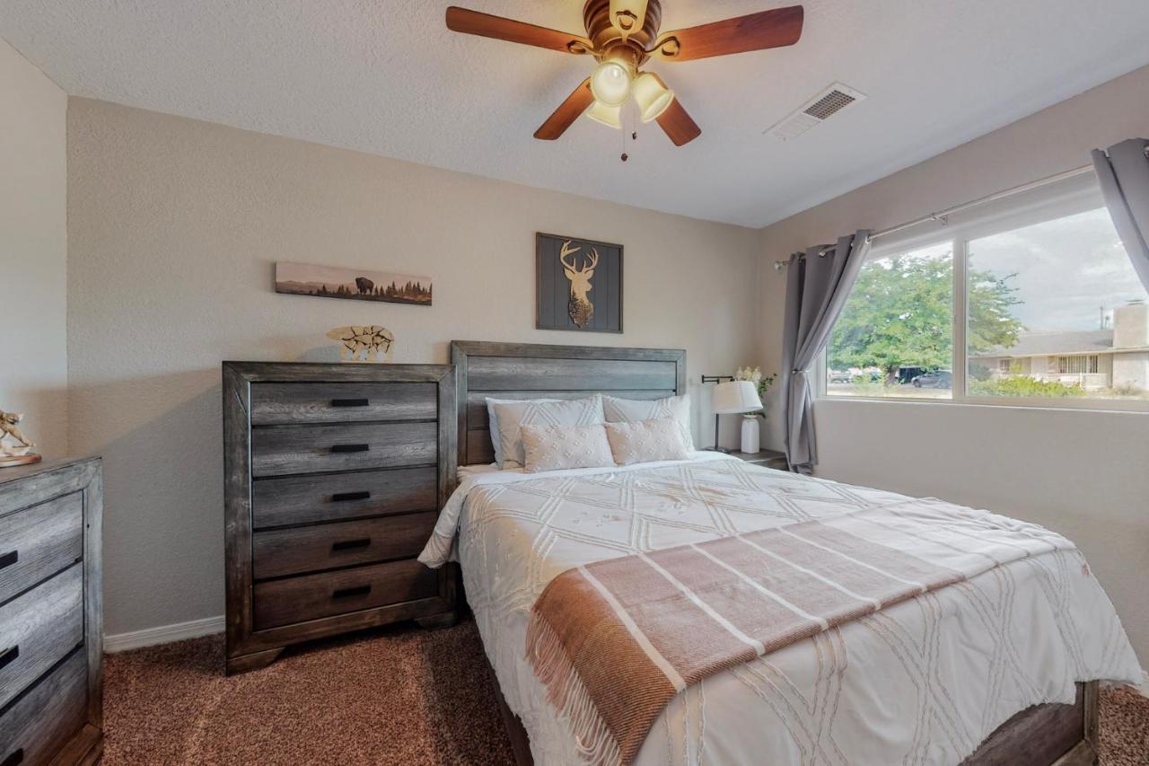 Comfortable 3-Bedroom Home With Spacious Backyard Albuquerque Exteriér fotografie